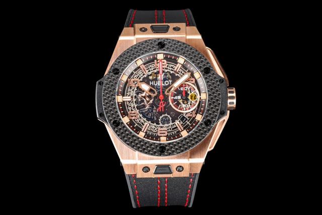 宇舶BlG BANG系列401.OQ.0123.VR碳纖維錶圈