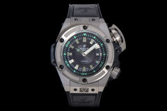 宇舶King Power Diver搭載HUB1400全自動機械機芯