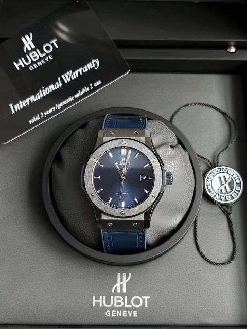 JJZ廠宇舶CLASSIC FUSION系列型號542.CM.1171