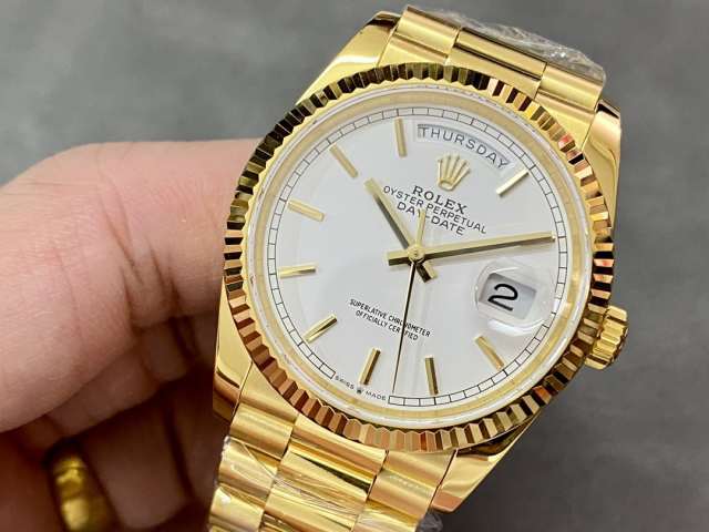 GM廠勞力士星期日誌36mm白面18K包金改裝