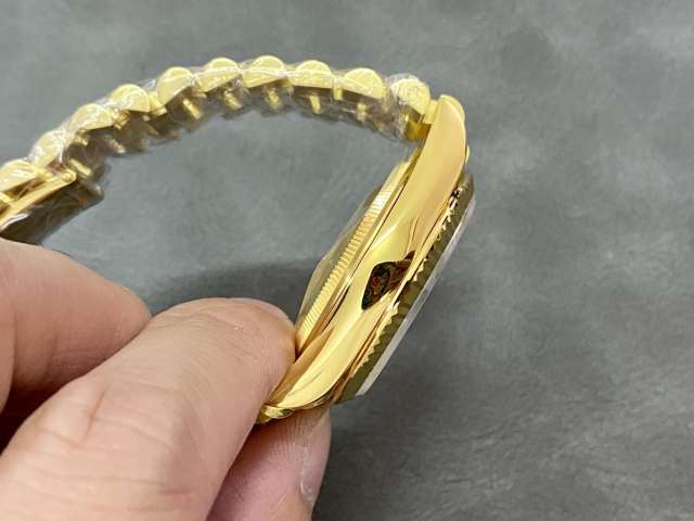 GM廠勞力士星期日誌36mm白面18K包金改裝