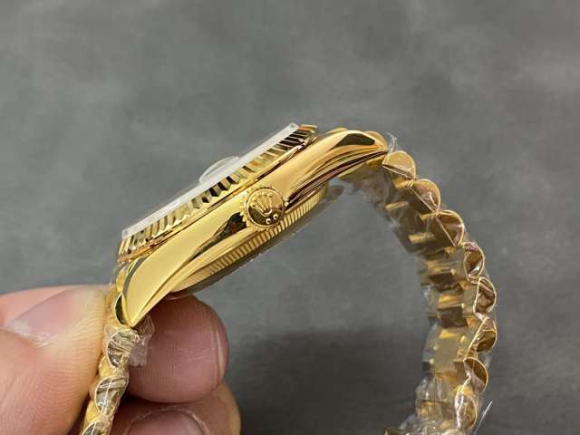 GM廠勞力士星期日誌36mm白面18K包金改裝