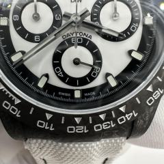 DIW廠香港高仿勞力士地通拿碳纖維4130機芯