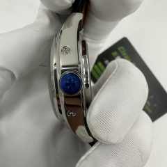 GR廠江詩丹頓伍陸之型Fiftysix全日曆4000e系列