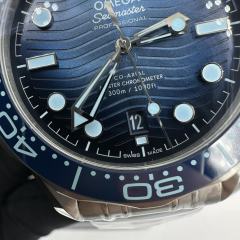 VS廠Omega海馬300冰藍款8800機芯實拍