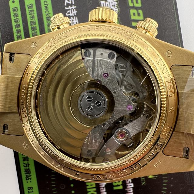 高仿地通拿私人定制Artisans de Genève系列Honey Green