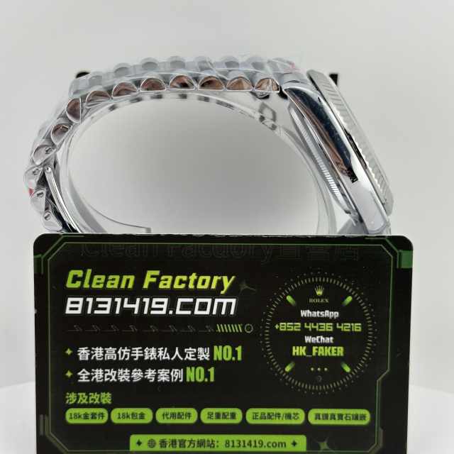 高仿勞力士Day-Date系列m228239-0076煙熏藍配重185克