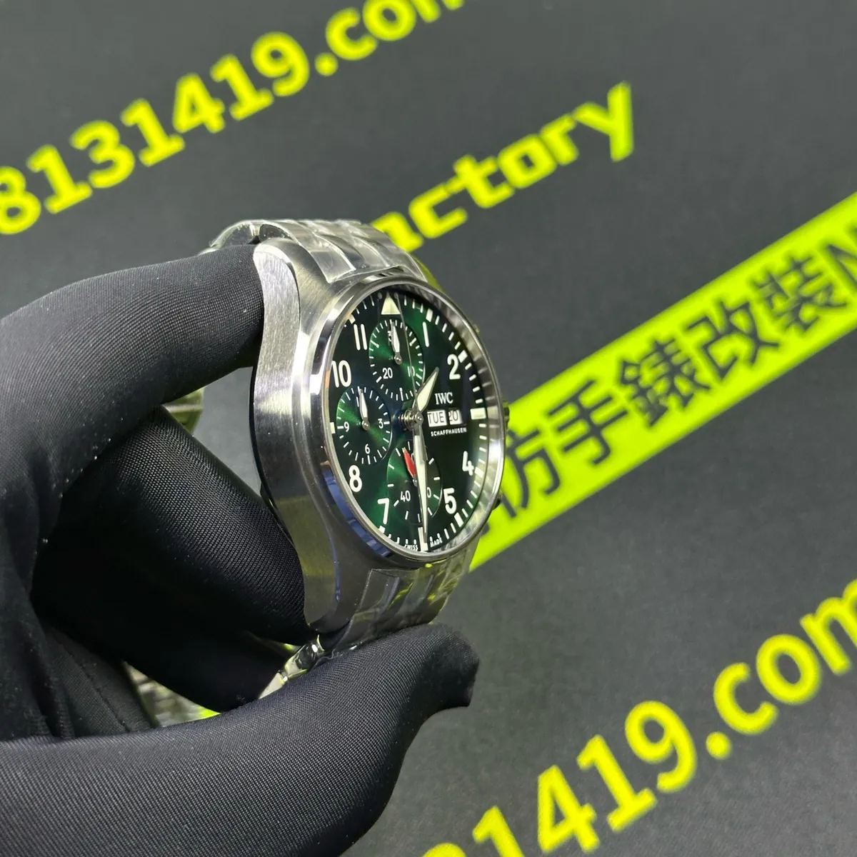 APS廠IWC飛行員IW388104錶殼側面3/4角度