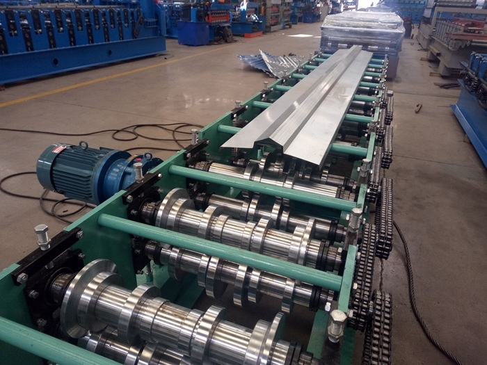 Metal Roofing Ridge Cap Roll Forming Machine