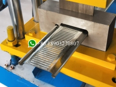 Máquina formadora de rollos de listones de persianas enrollables de acero