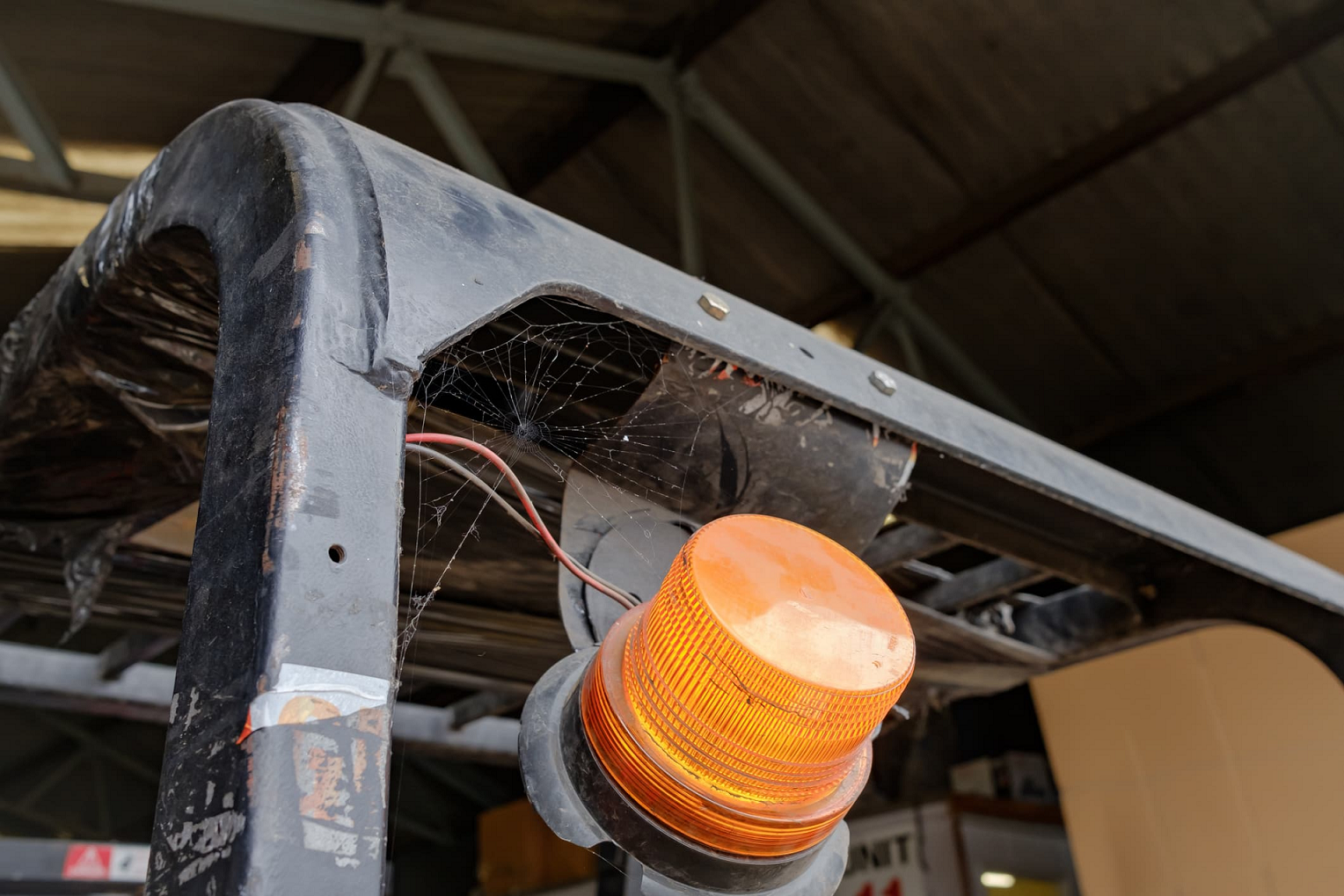 ADVANTAGES OF LED BEACON LIGHTS