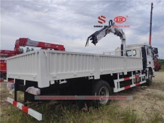 Flèche articulée de grue montée sur camion SHACMAN de 8 tonnes