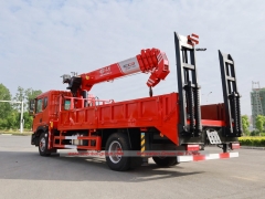 Sinotruk HOWO 8 ton caminhão guindaste montado