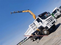 Sinotruk HOWO 20-Ton-Muldenkipper mit 6,3-Tonnen-Knuckle-Boom-Kran