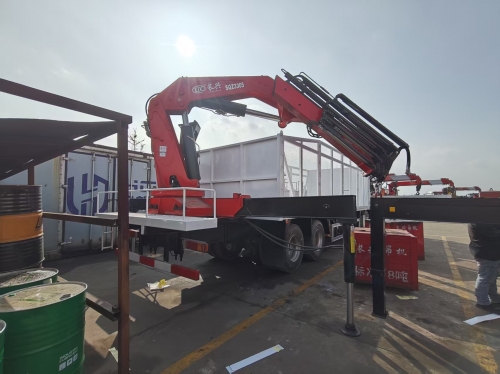 8x4 HOWO Lorry Truck Mounted Shenbai 16Ton BSQZ3306 Hydraulic Lifting Knuckle Boom Crane Mounted Bricker Grapple
