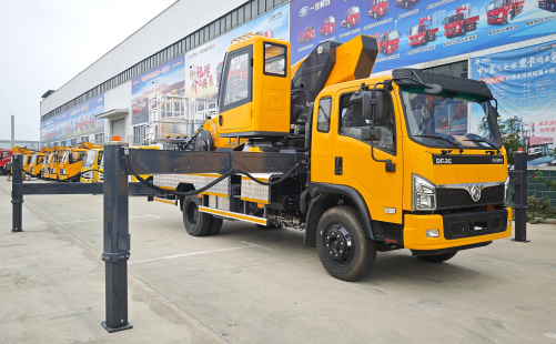 Dongfeng 4X2 Truck with 35m 40m 42m 45m Aerial Work Platform Truck