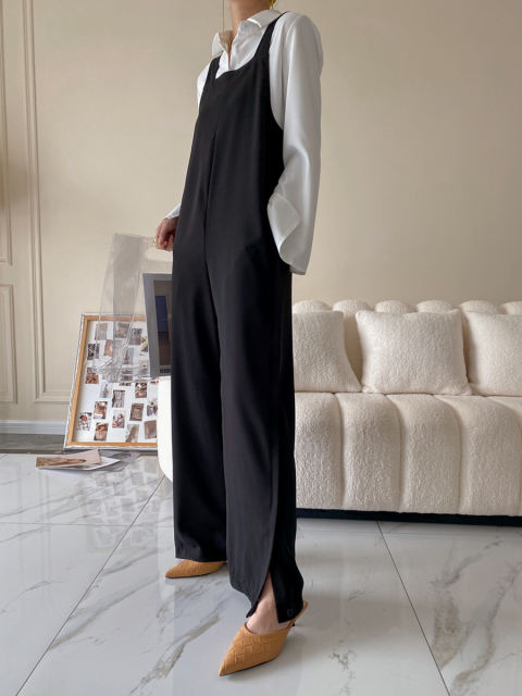 H-shaped loose fitting jumpsuit