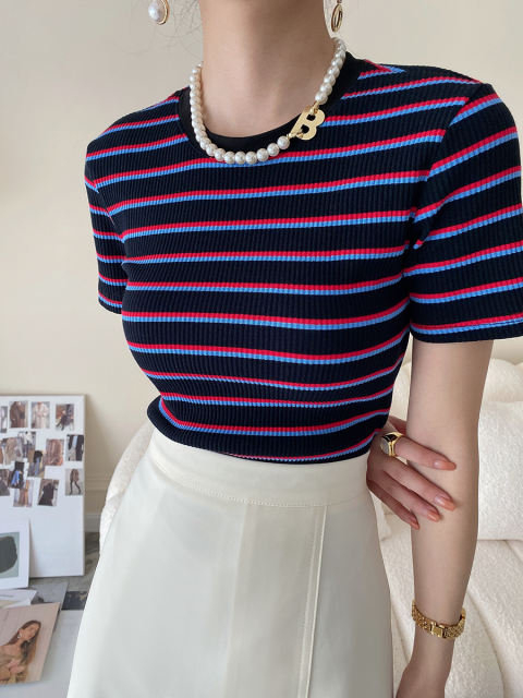 Stripe T-shirt in clashing colours