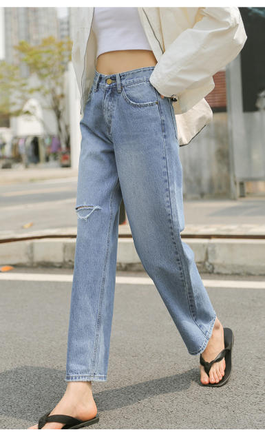 Ripped denim loose nine-quarter pants