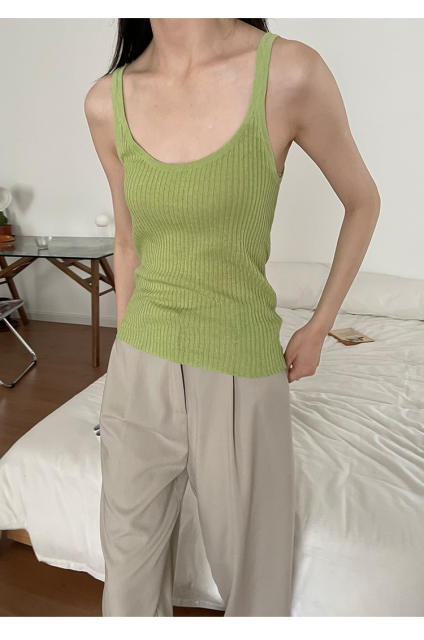 Lightweight bottoming tank top