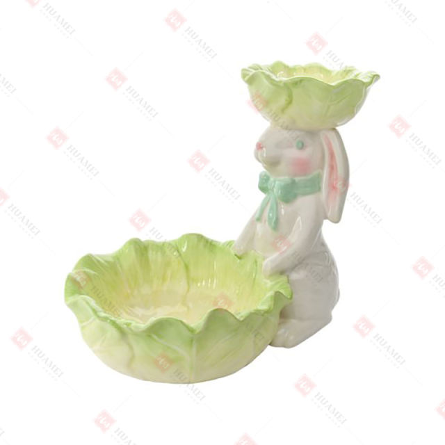 DOLOMITE RABBIT W/CABBAGE SHAPE DISH