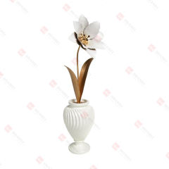 METAL FLOWER IN RESIN POT