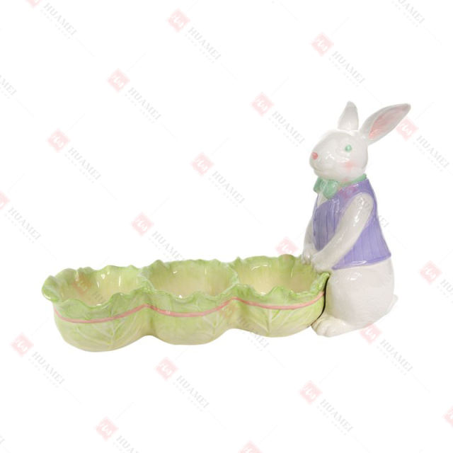 DOLOMITE RABBIT W/THREE CABBAGE SHAPE BOWLS