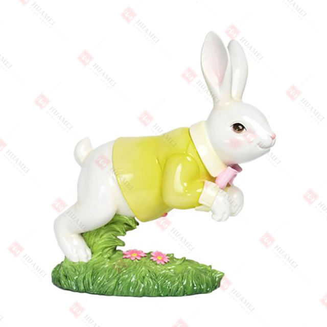 RESIN BUNNY HOPPING