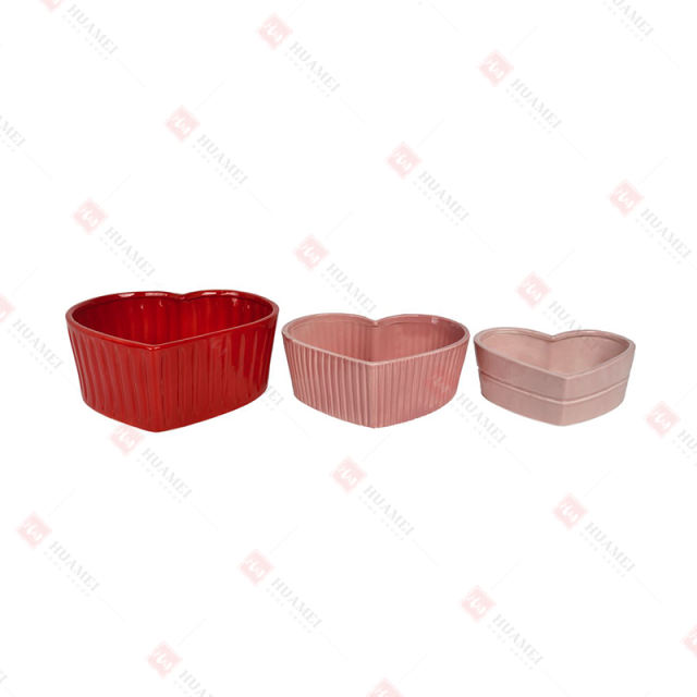 SET/3., DOLOMITE HEART-SHAPED BOWLS