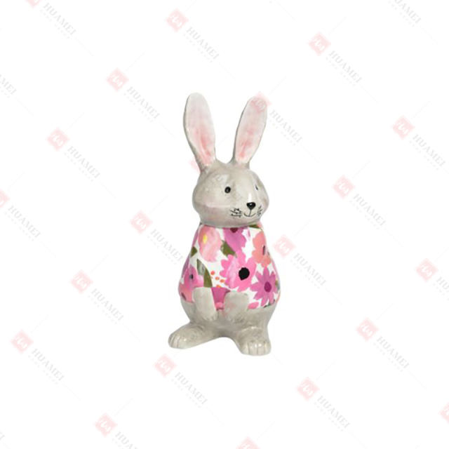 DOLOMITE STANDING
BUNNY W/ DECAL SHIRT