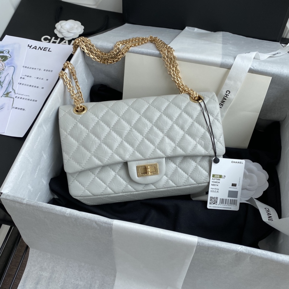 CHANEL Tire leather replica255,Boutique