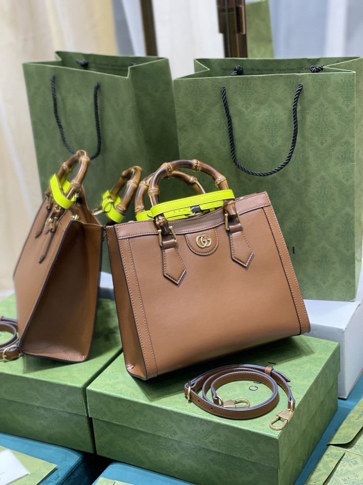 DUCCI Diana Bamboo bag 655661  Mirror Boutique