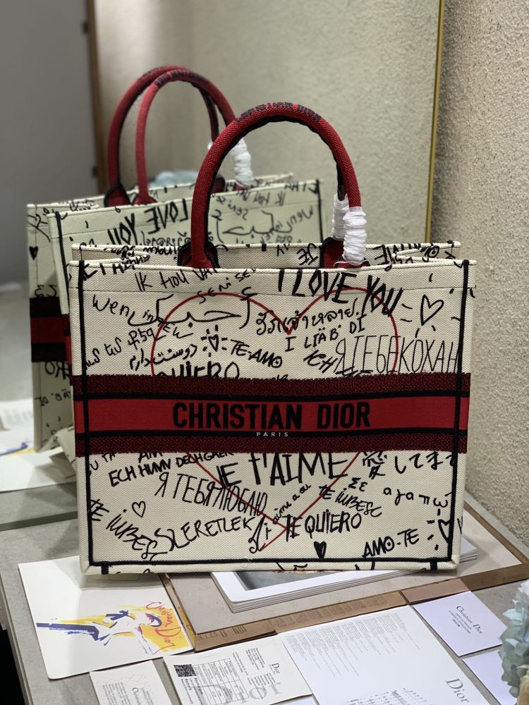DIOR Tanabata Limited tote ,Boutique
