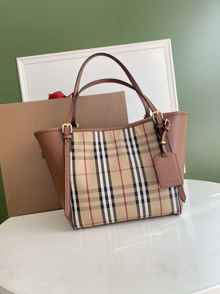 Burberry patchwork shopping bag boutique