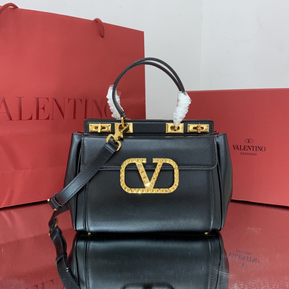 Valentino Heavy Duty käsilaukut