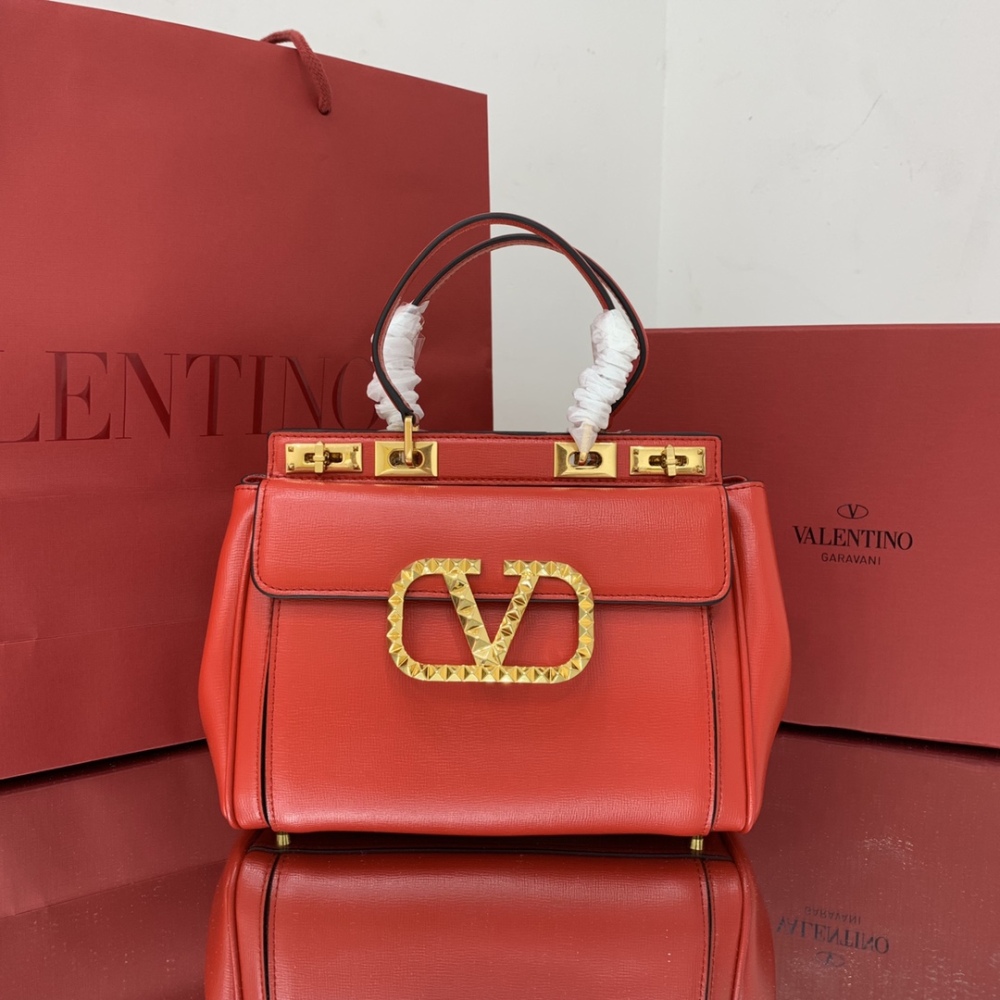 Valentino Heavy Duty käsilaukut