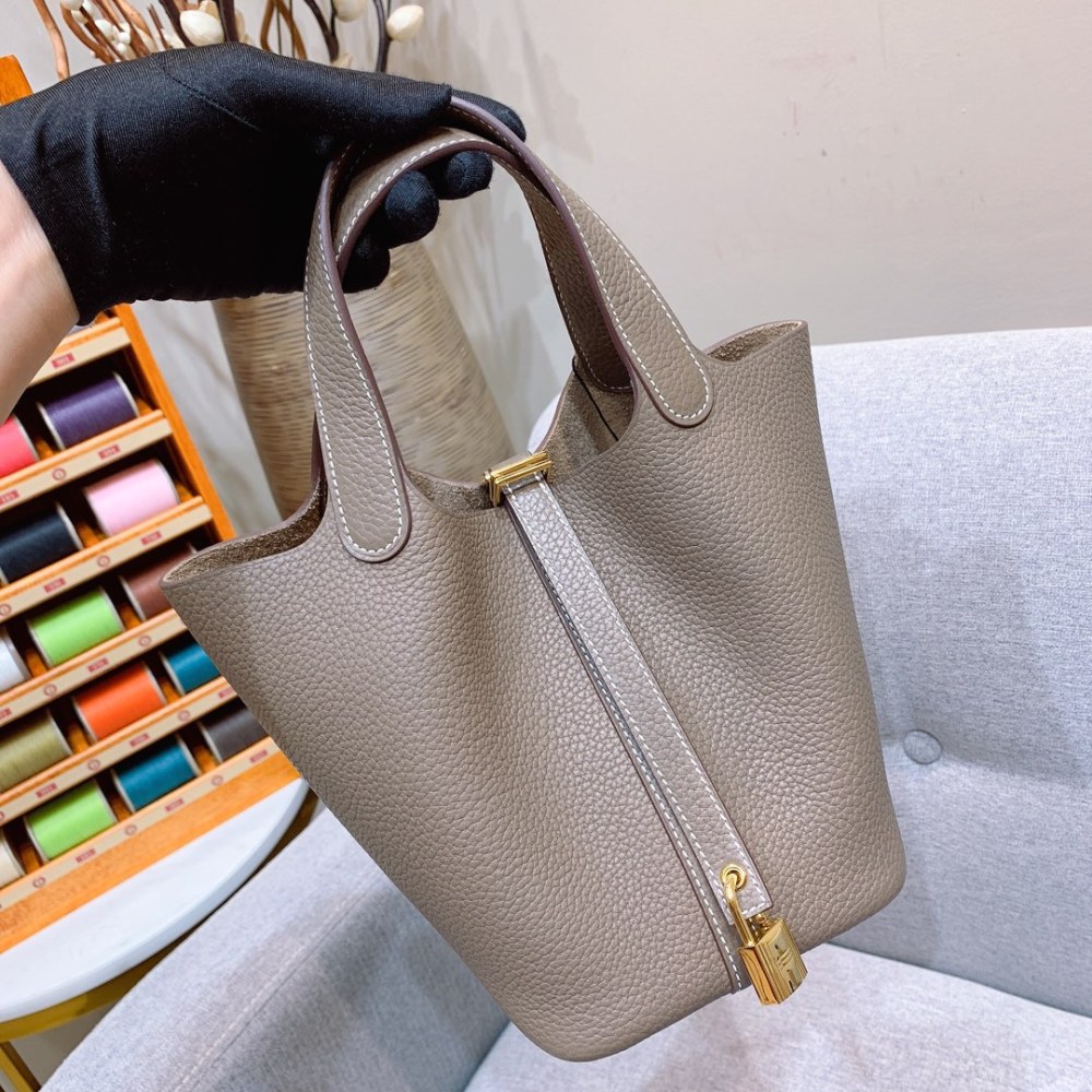 Hermes Bucket Bag togo Leather Boutique18/22