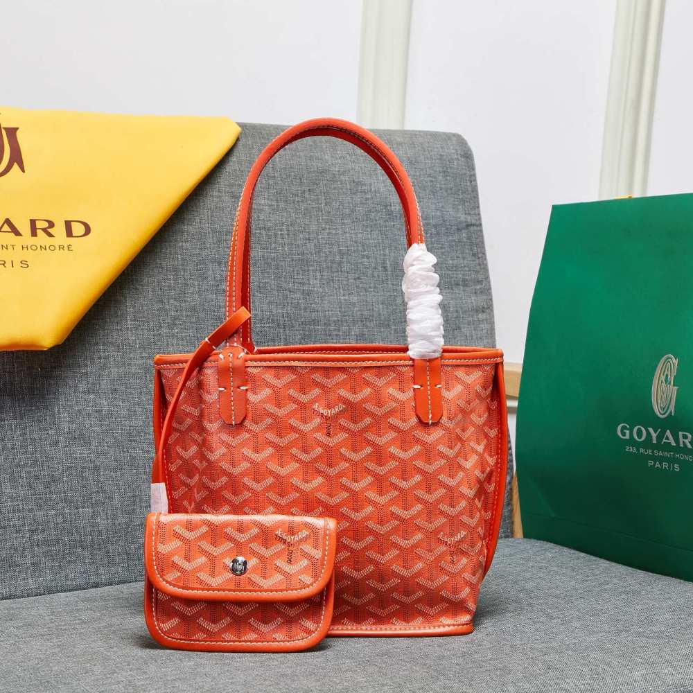 Goya Reversible Mini Torte Bag