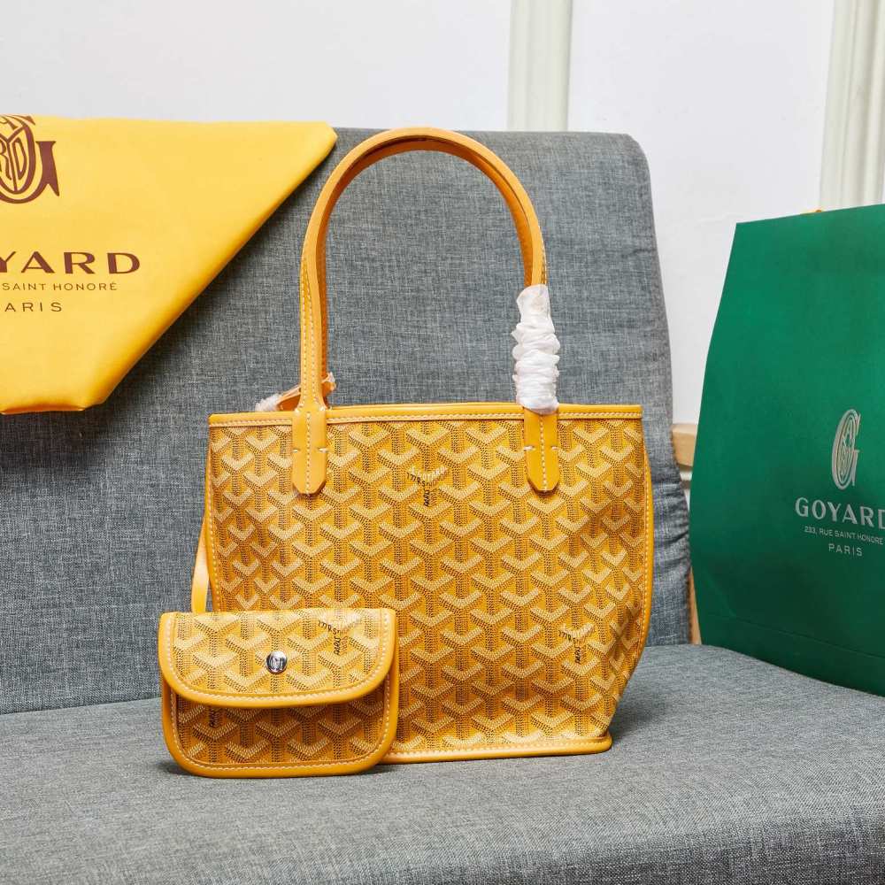 Goya Reversible Mini Torte Bag
