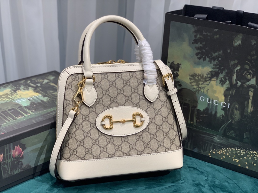 Gucci shell bag boutique