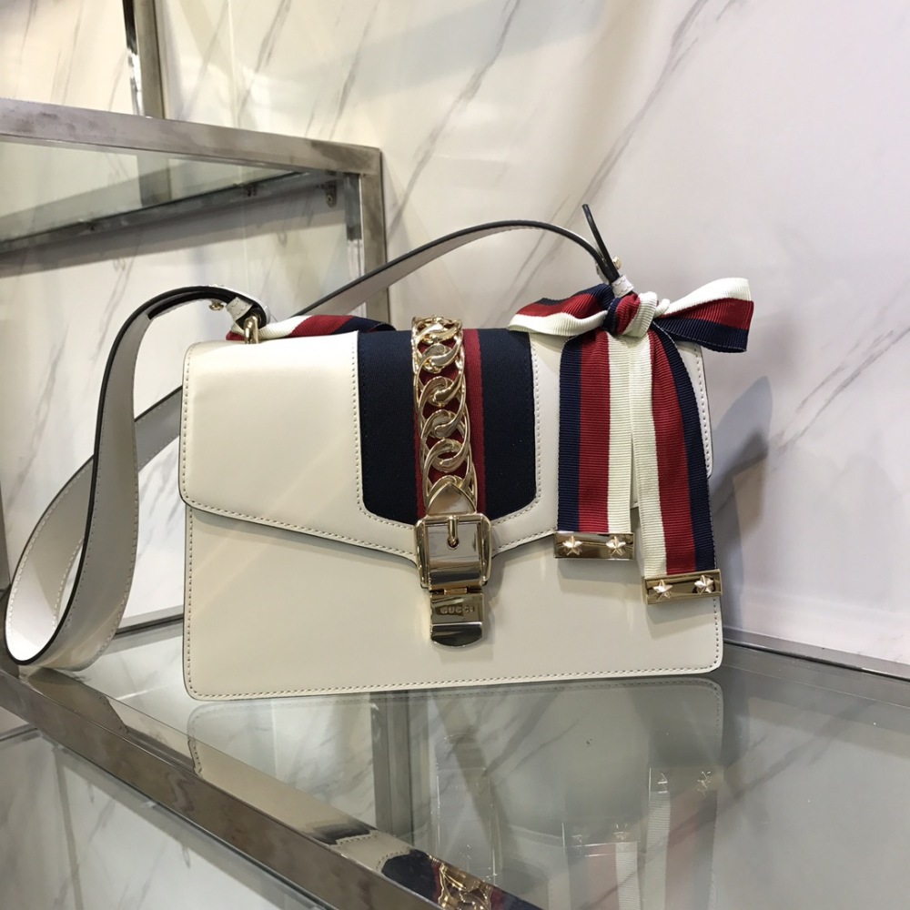 Gucci classic sylvie boutique