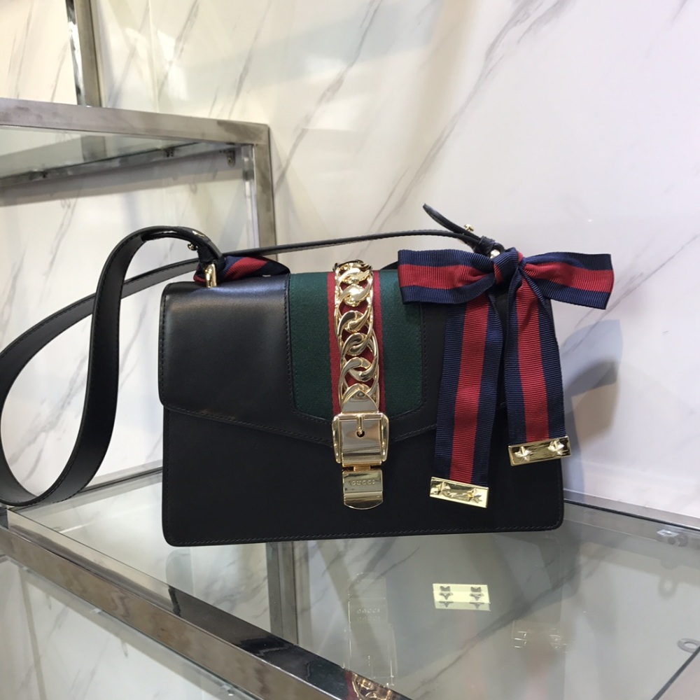 Gucci classic sylvie boutique
