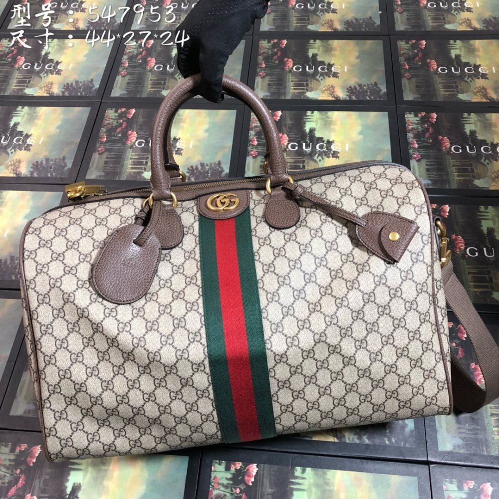 Gucci travel bag boutique