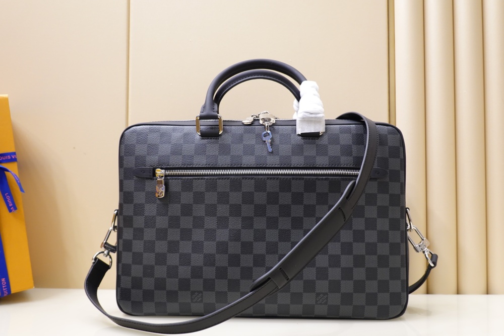Louis Vuitton PORTE DOCUMENTS BUSINESS MM mirror boutique,LV plaid briefcase