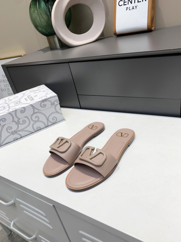 VT Slippers