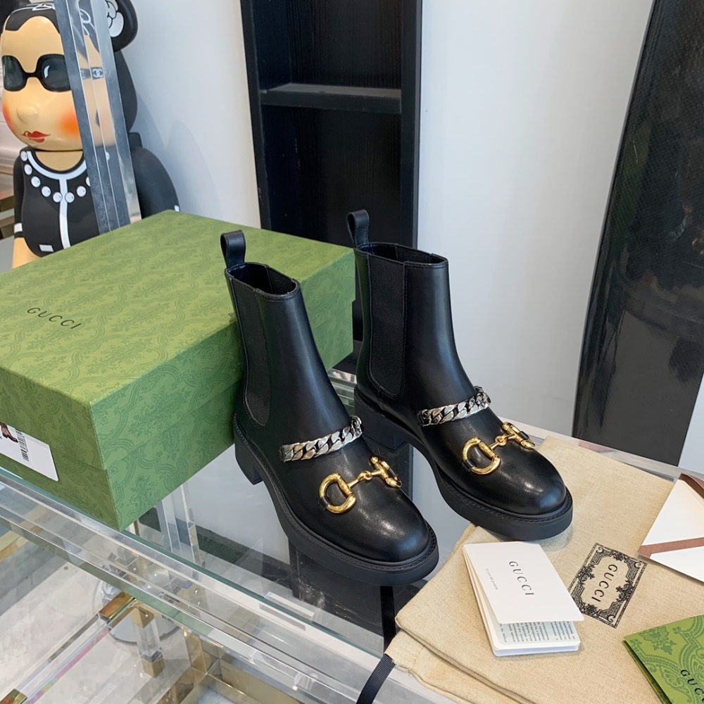 GUCCI new cigarette boots