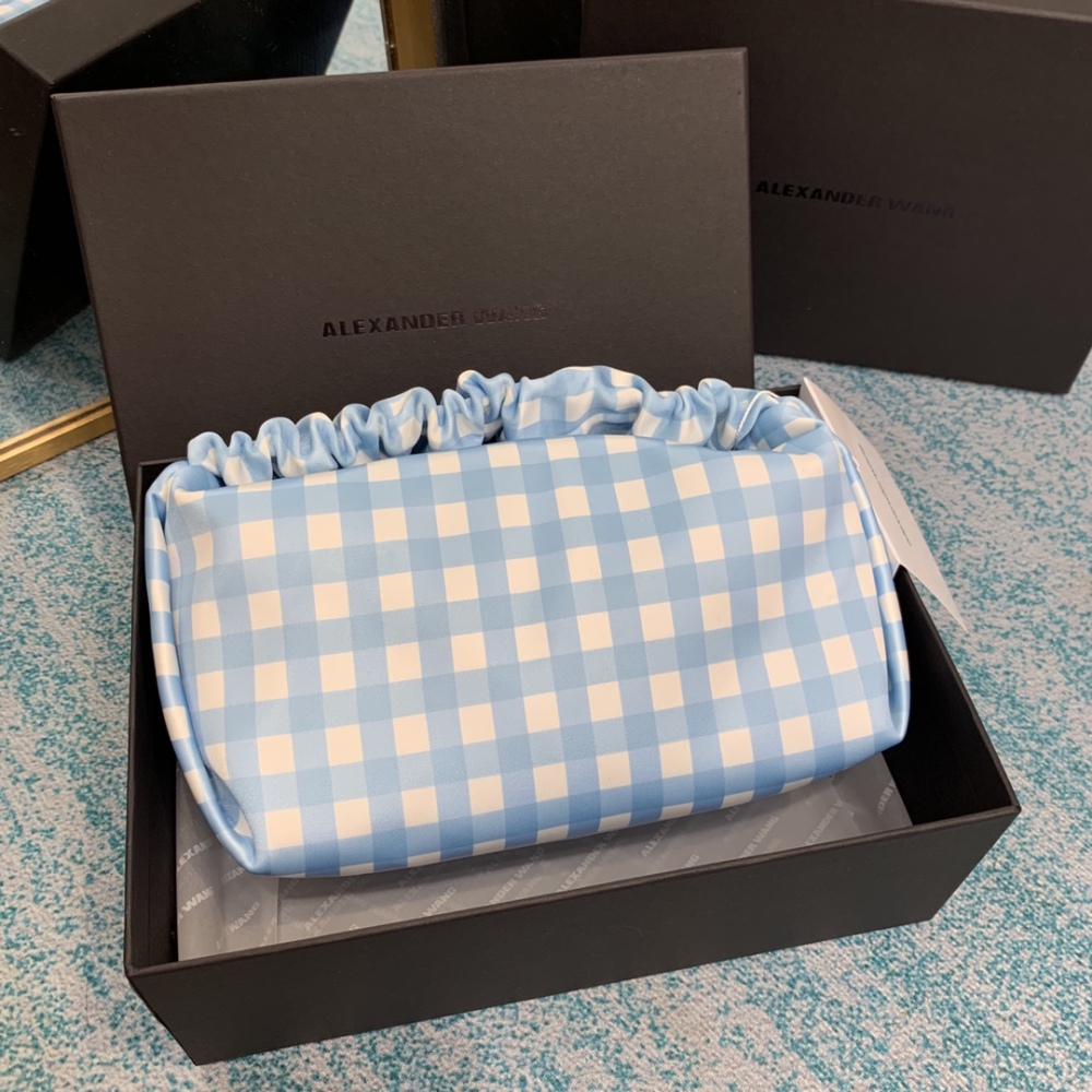 Alexander velvet handbag boutique
