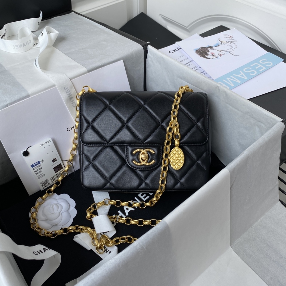 Chanel 21K vintage chain gold coin square fatty boutique