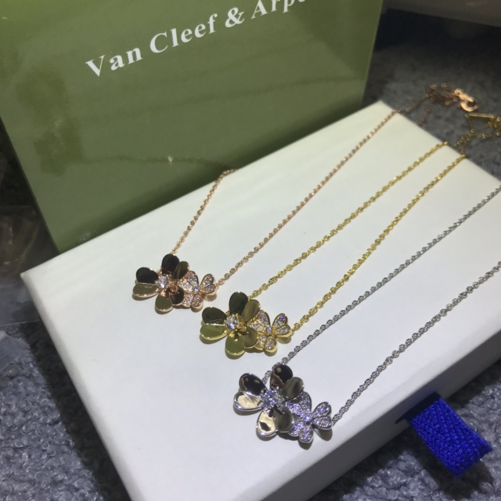 VCA Triple Flower Necklace