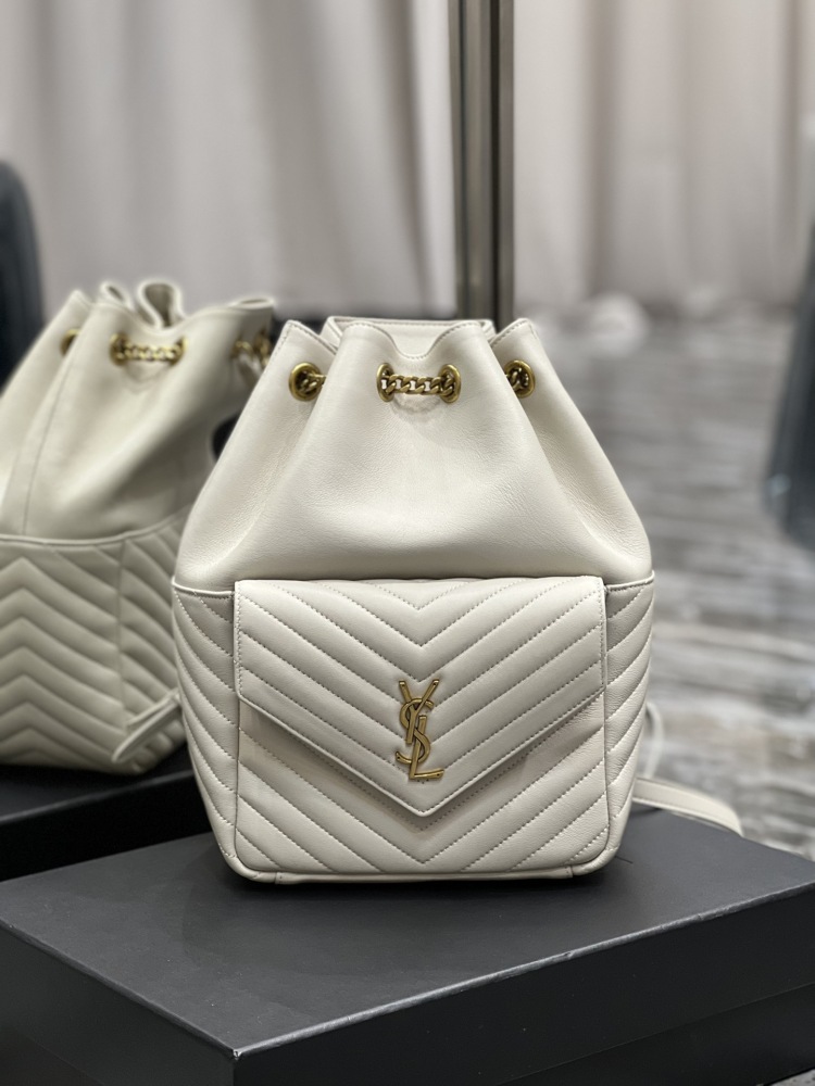 YSL V-grain sheepskin shoulder bag boutique